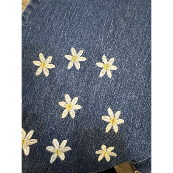 Forever 21 Blue Denim Flare Leg Jeans Daisies-High Rise Size 29 60's - Picture 6 of 16